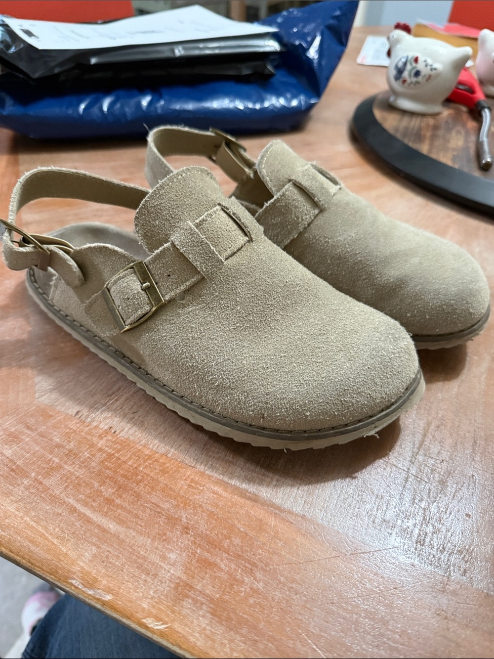Cushionaire Clogs 8M